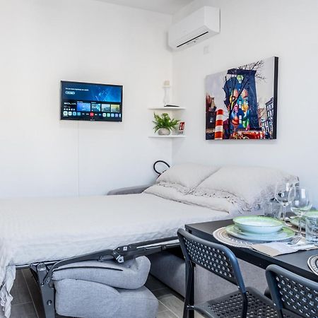 Apartamento Enjoy And Fly Fiumicino Exterior foto